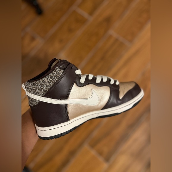 Nike Dunk Mocha Gold RARE 2007 Size 7.5/9 main image 4